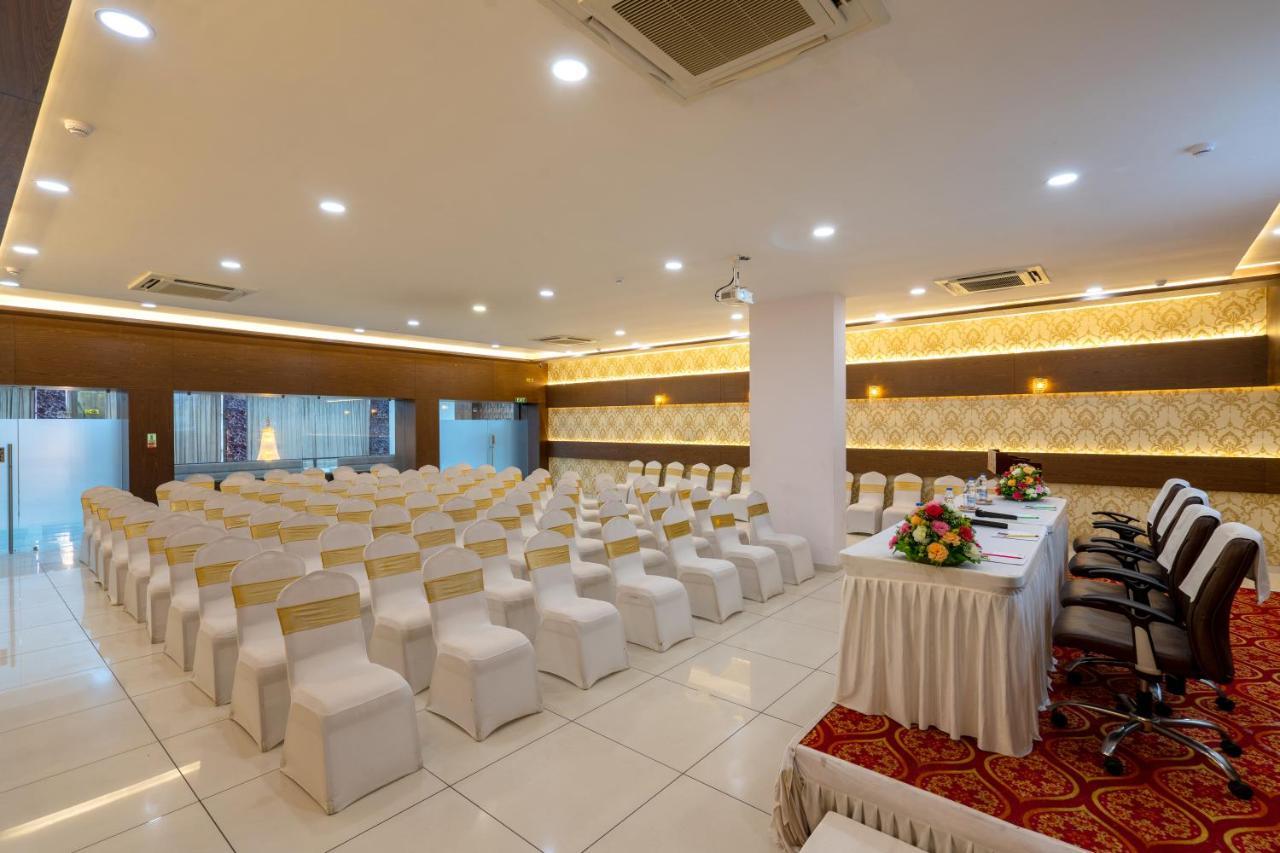 Jalashray Resort Nadiad Luaran gambar