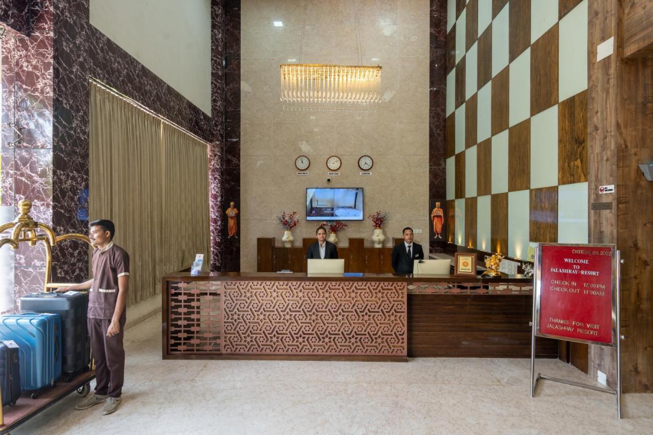 Jalashray Resort Nadiad Luaran gambar
