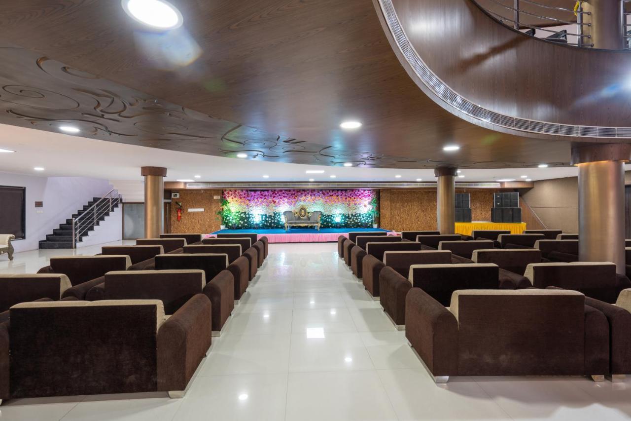 Jalashray Resort Nadiad Luaran gambar