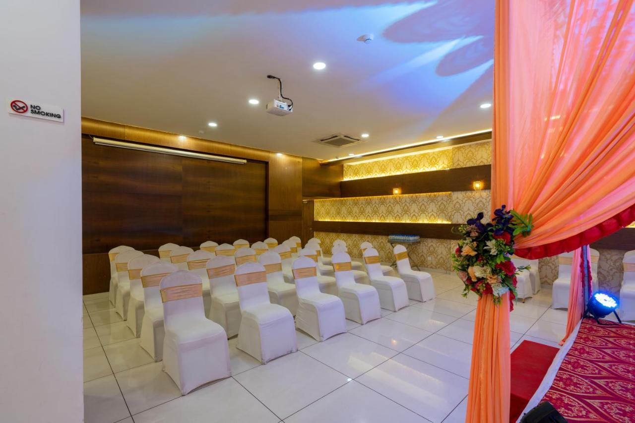 Jalashray Resort Nadiad Luaran gambar