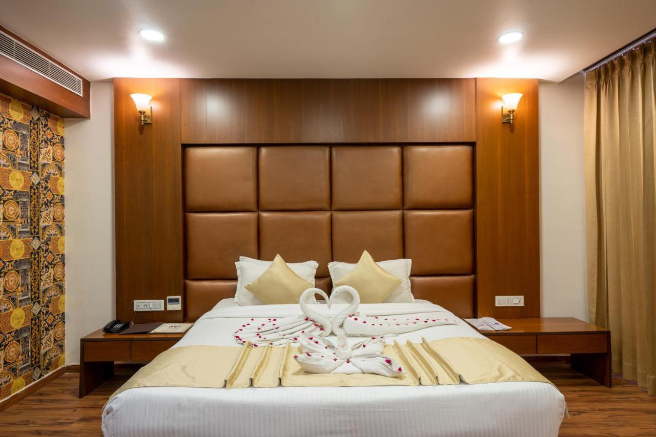 Jalashray Resort Nadiad Luaran gambar