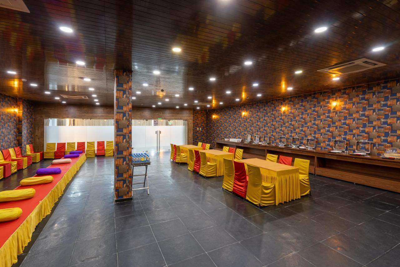 Jalashray Resort Nadiad Luaran gambar