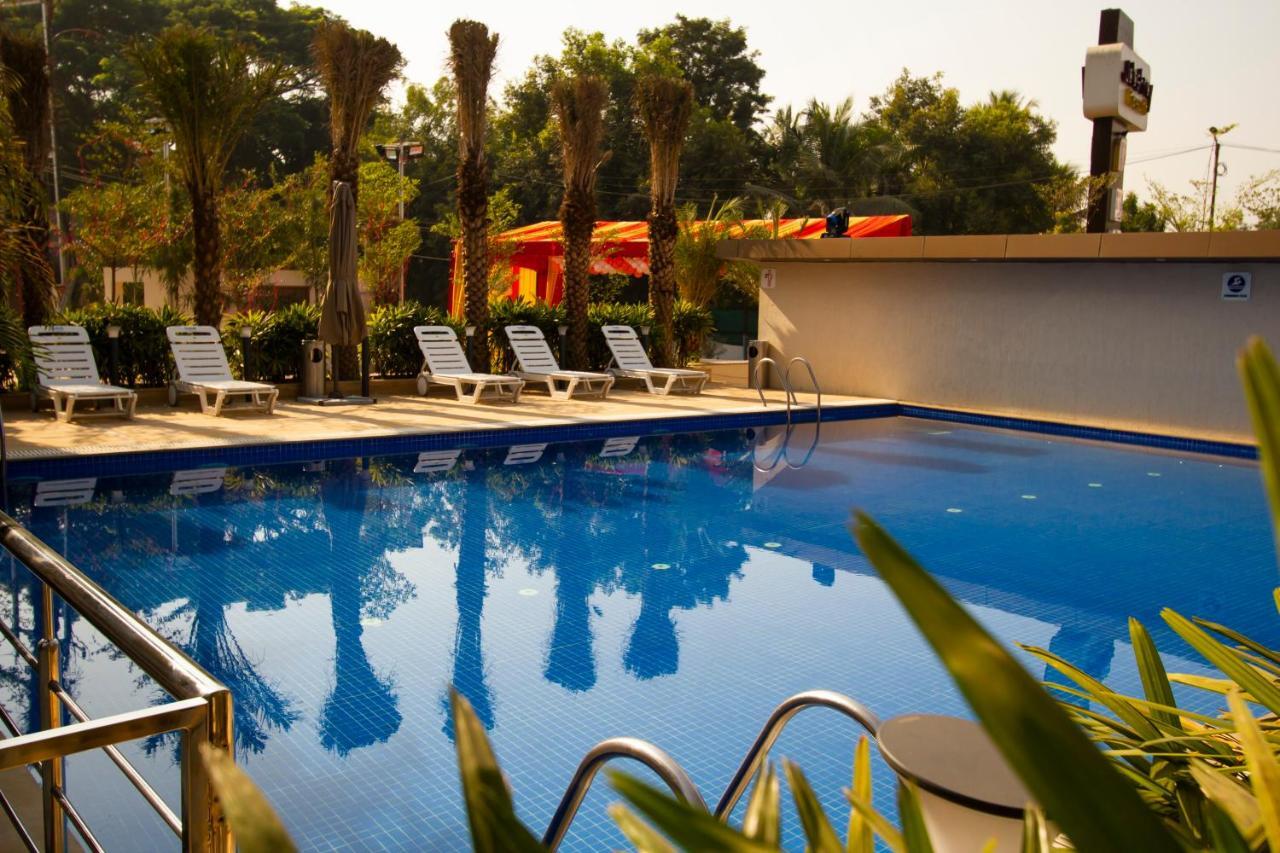 Jalashray Resort Nadiad Luaran gambar
