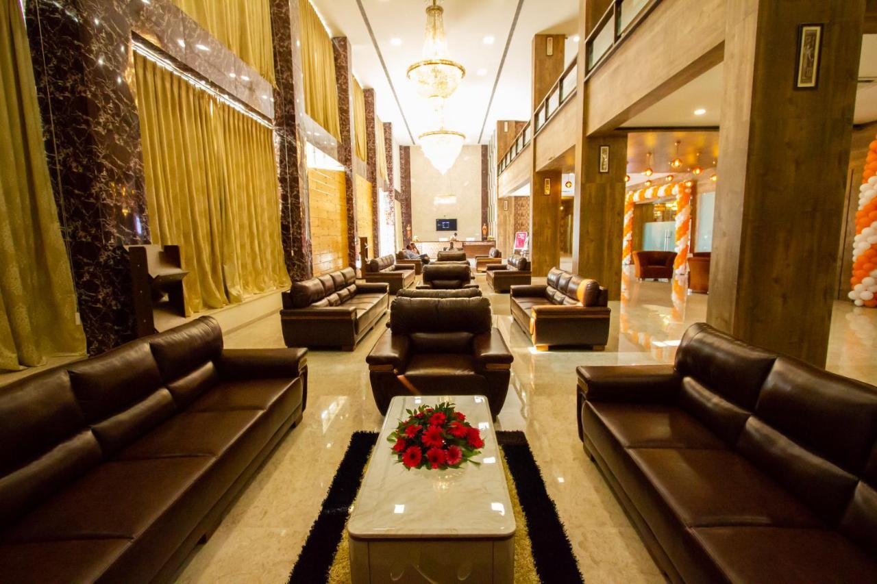Jalashray Resort Nadiad Luaran gambar